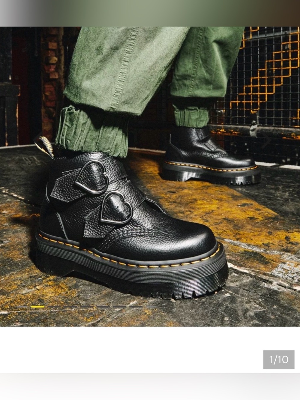 Dr. Marten Devon heart Platform Boots